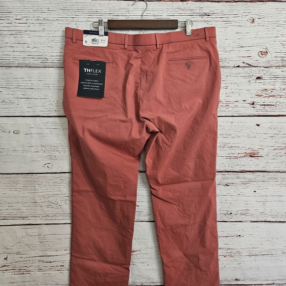 NWT Tommy Hilfinger Red Men's Modern-Fit Tb Flex Stretch Pants Size 40W X 30L - Picture 6 of 13